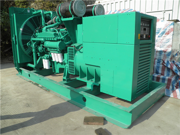 定边出租发电机-进口柴油发电机组与国产柴油发电机组的区别