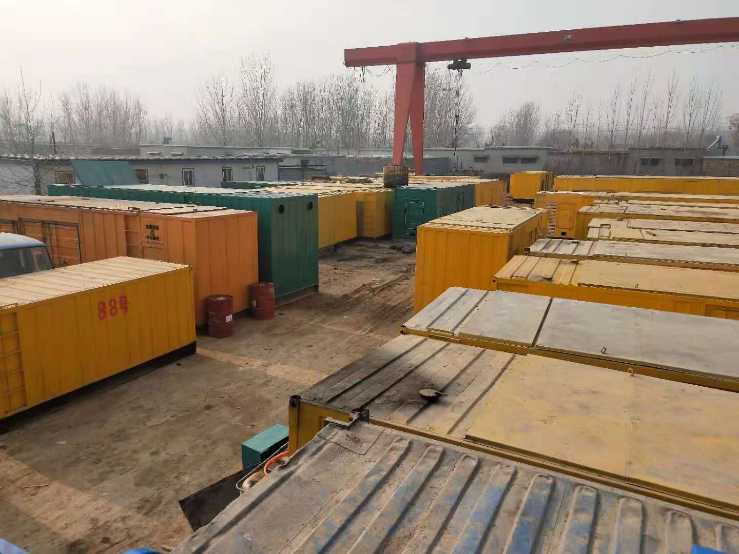 定边租赁发电机-灰尘、风沙对柴油发电机组造成哪些不良影响？