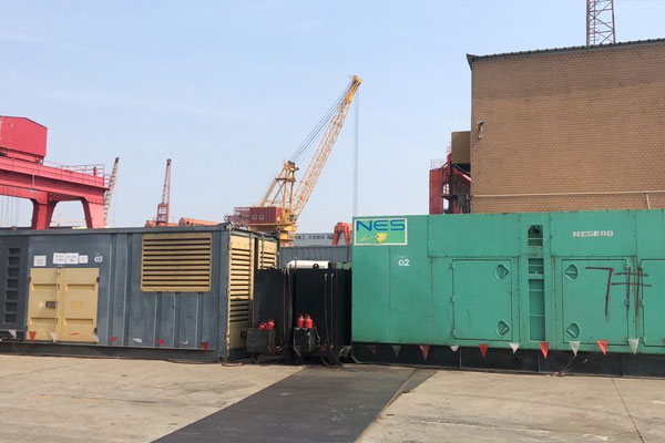 定边发电机出租空气滤清器的清洁频率是多少？