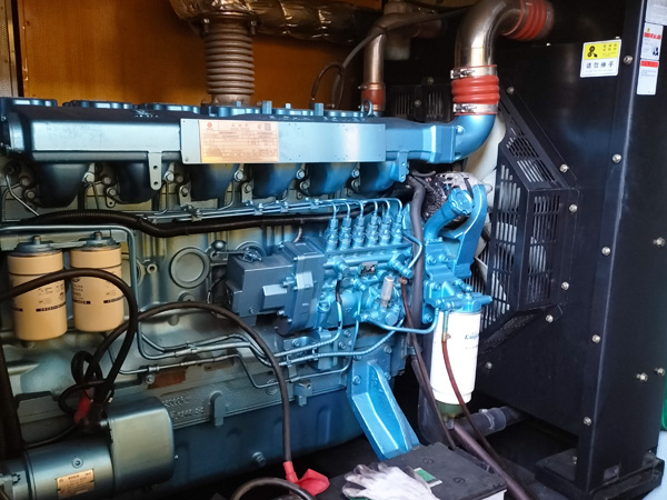 定边磷酸铁锂蓄电池的使用寿命与哪些因素有关？